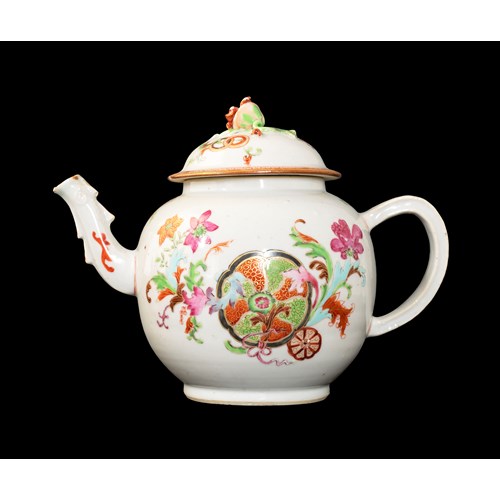 Chinese export porcelain pseudo tobacco leaf teapot